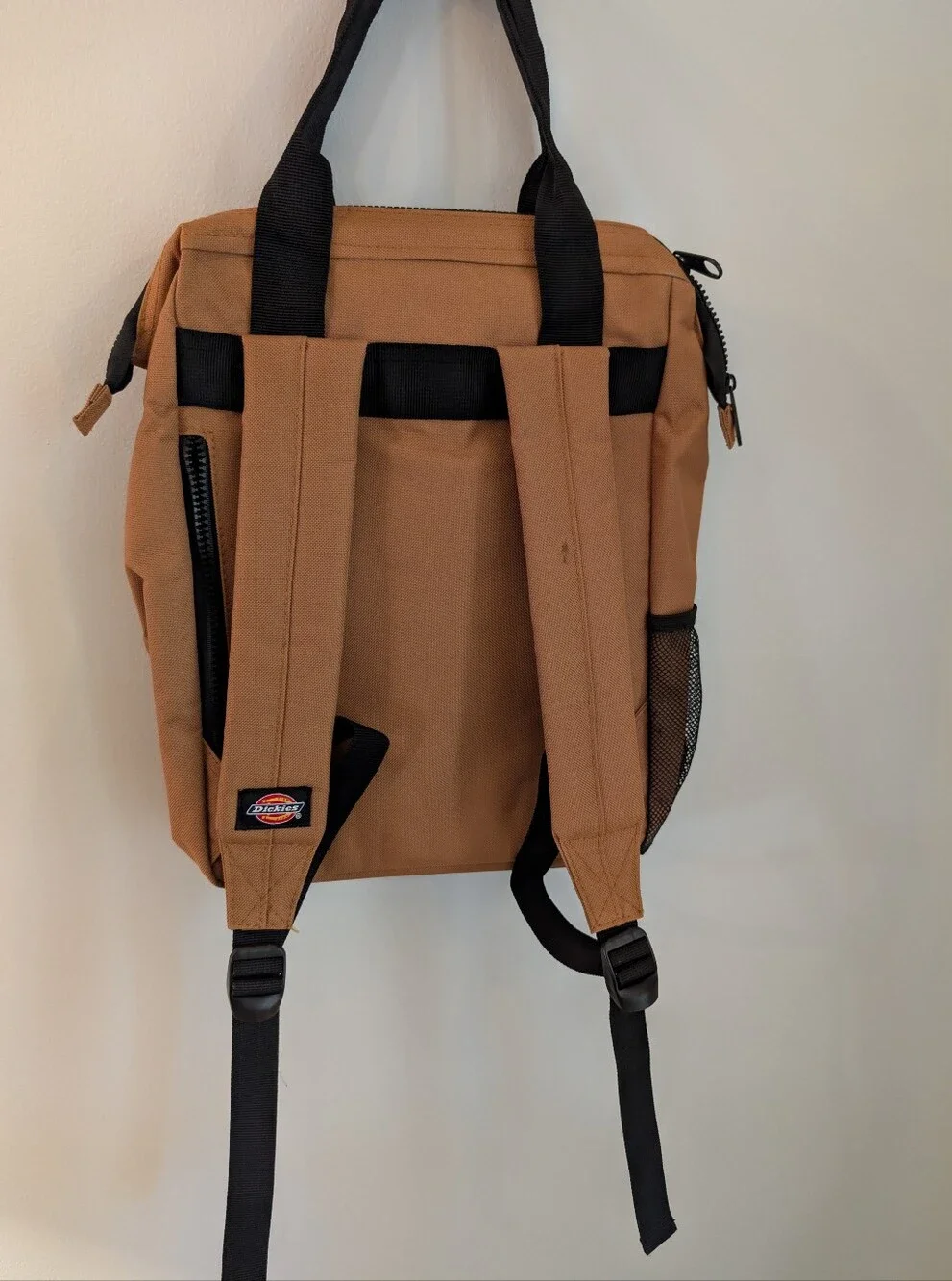 Dickies Sturdy Brown Backpack - Picture 2 of 16